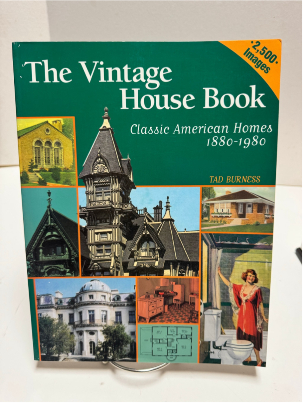 The Vintage House Book: Classic American Homes 1880-1980 Paperback 2003